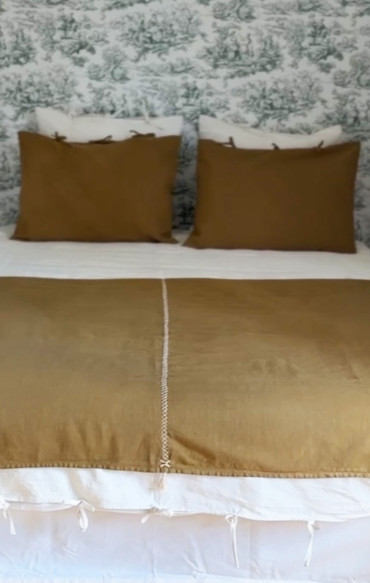 Jeté de lit brodé Bronze