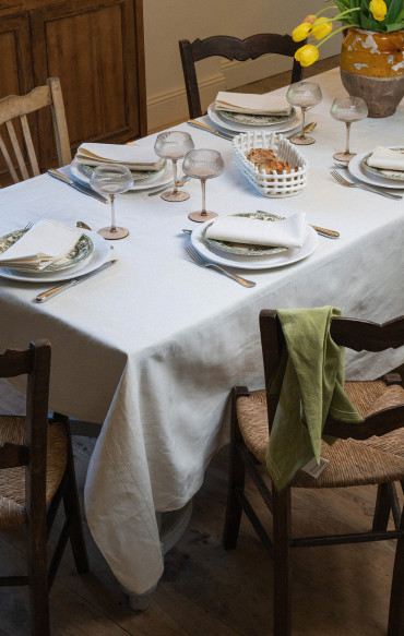 Nappe lin uni avec broderie bronze ou olive upcyclée en lin métis