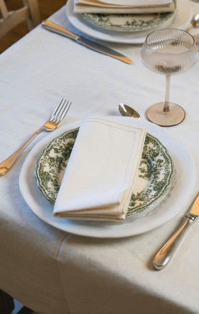 Serviette de table lin uni avec broderie bronze ou olive upcyclé en métis